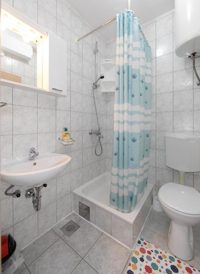 Apartments Maja Tucepi Ngoại thất bức ảnh